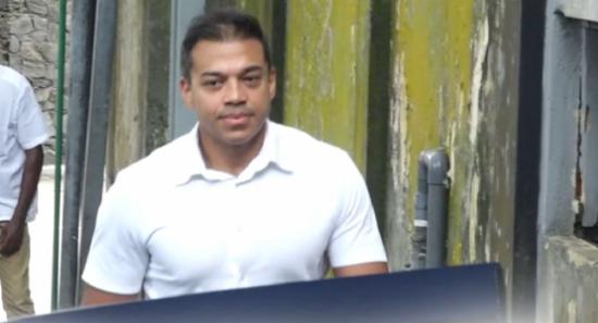 යෝෂිත රාජපක්ෂ අත්අඩංගුවට